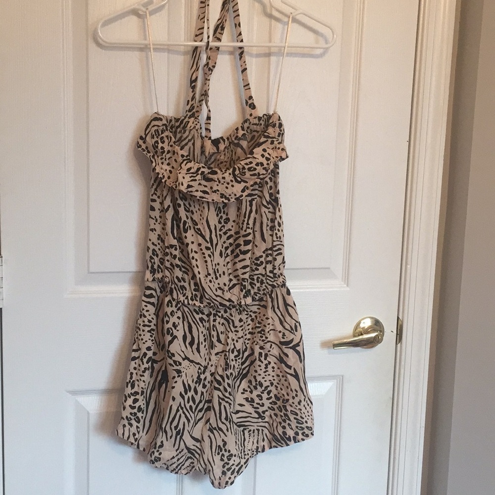 Animal Print Ruffle Top Romper - Picture 3 of 3